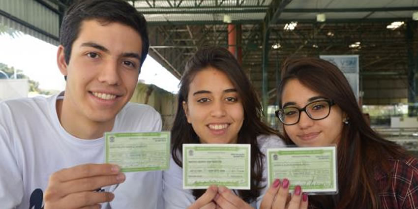 Jovens eleitores
