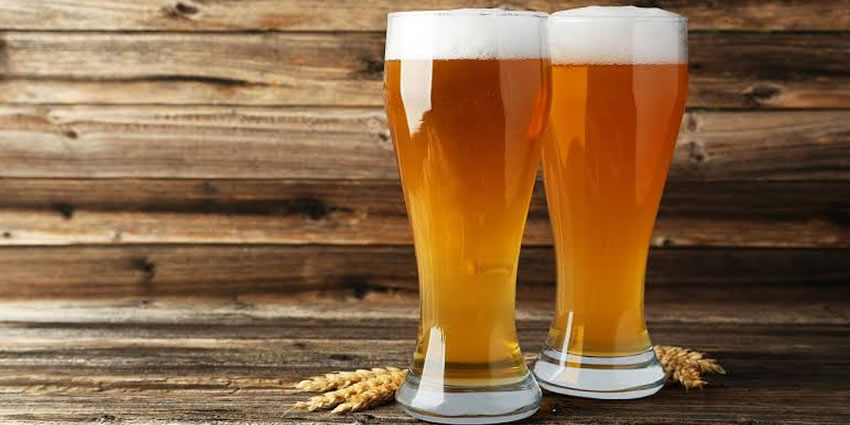 Copo de cerveja de trigo